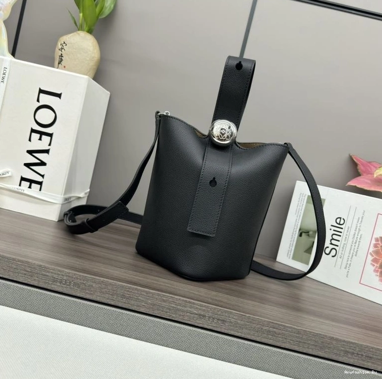 Bags Loewe Bucket Effortless 61728 0811